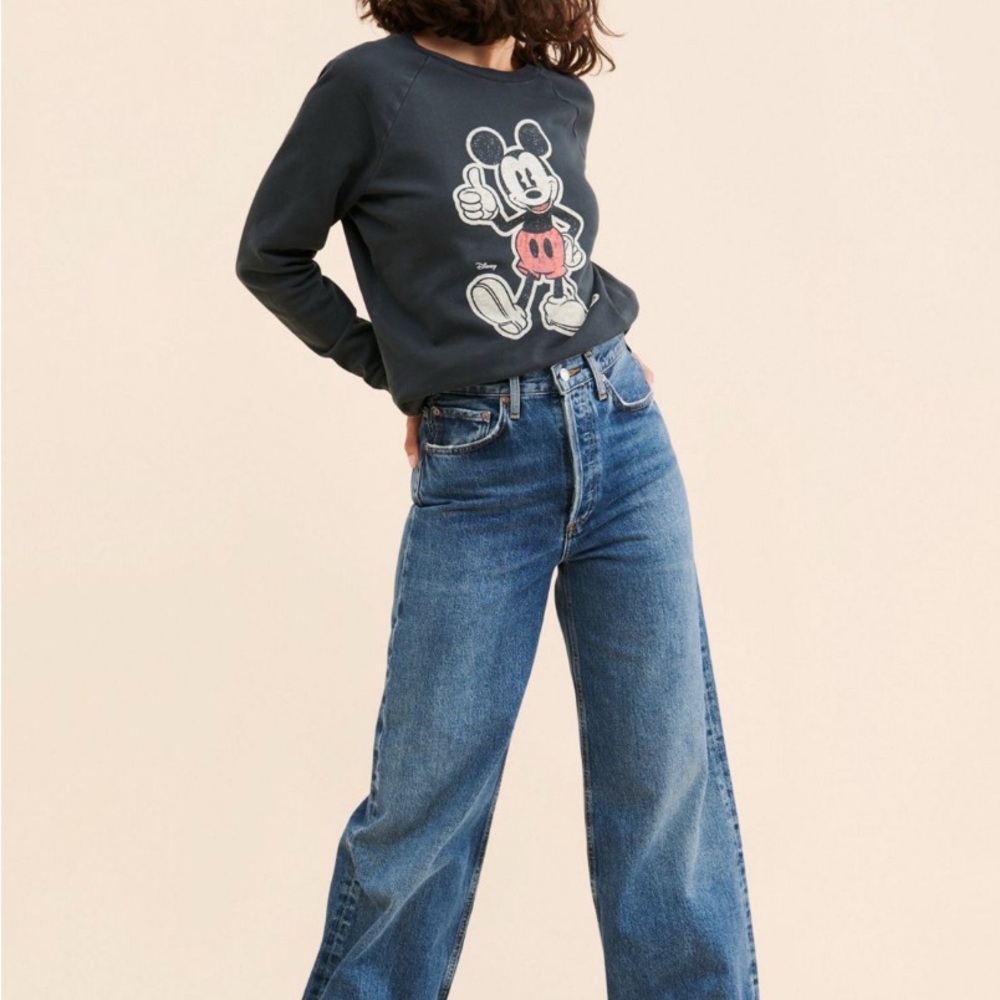 Free People x Junk Food Collab Mickey Mouse Large Black Sweatshirt VGUC - Picture 2 of 10
